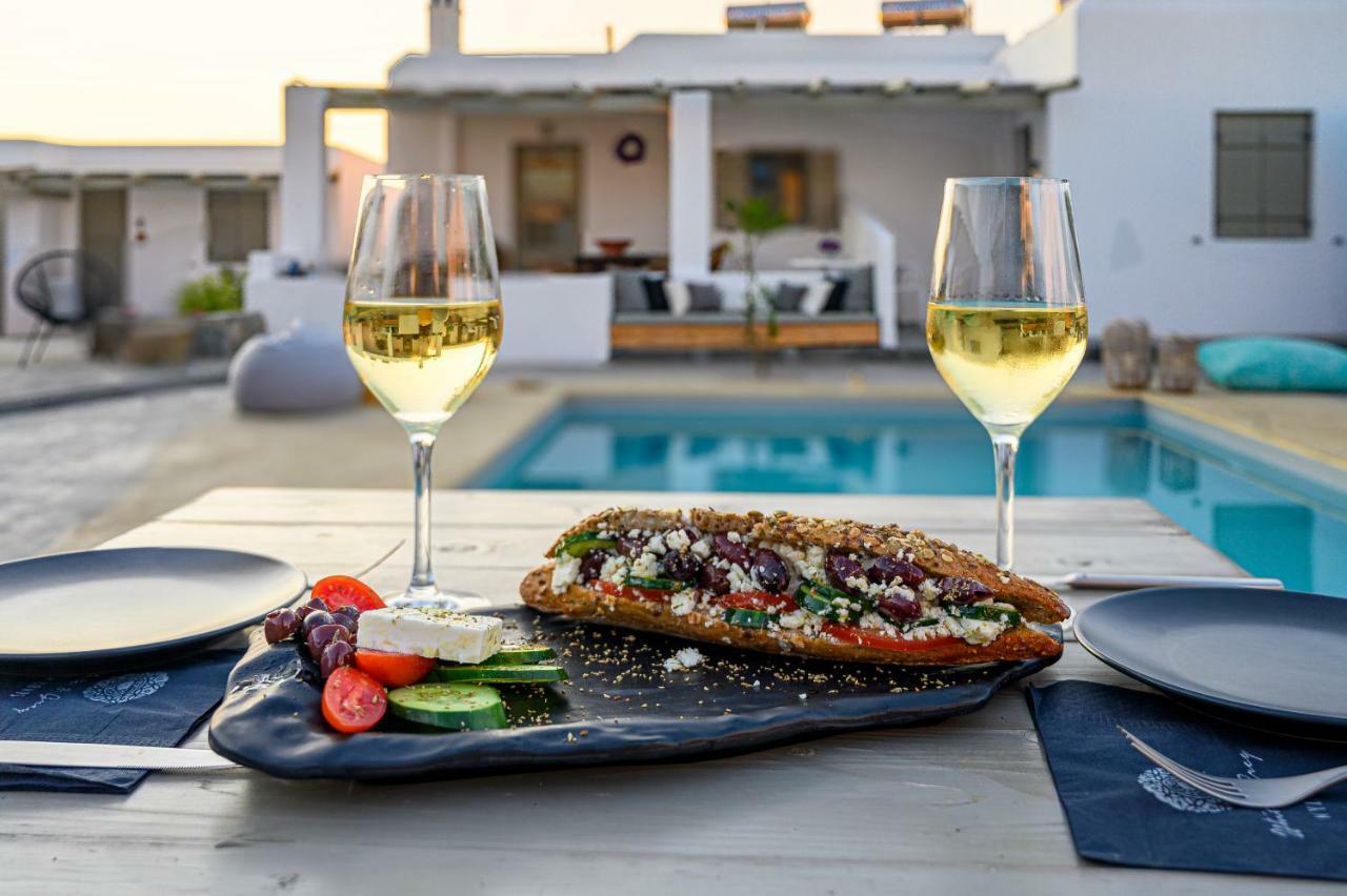 White And Grey 2 Apartment Mykonos Town Exterior photo